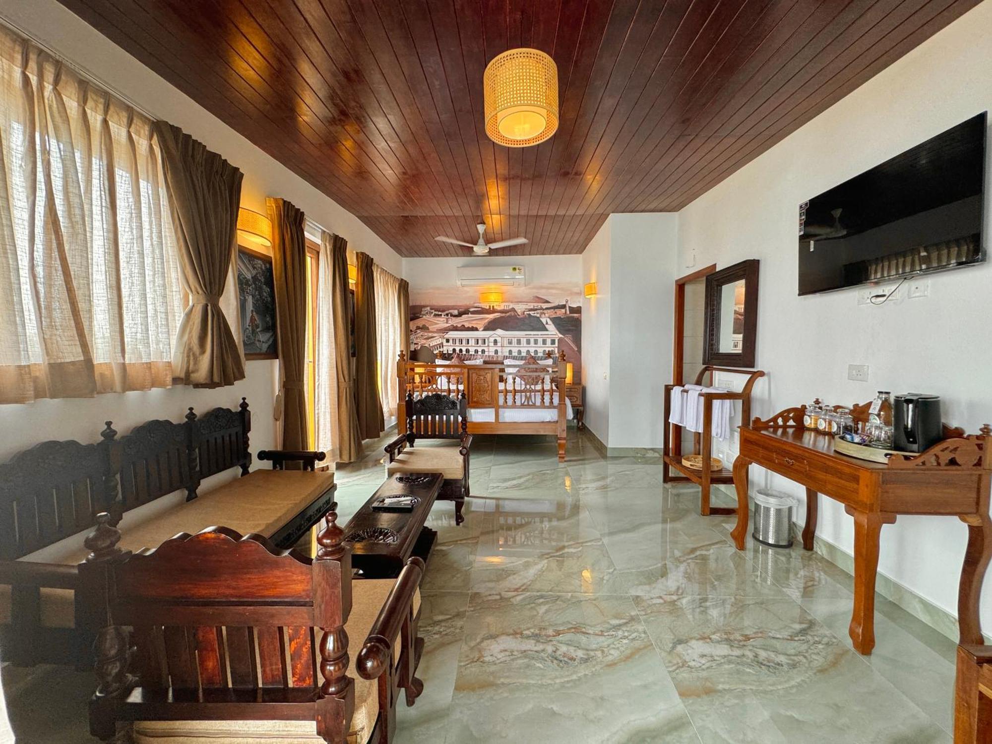 La Plage Seaview Suites Ποντισερί Εξωτερικό φωτογραφία