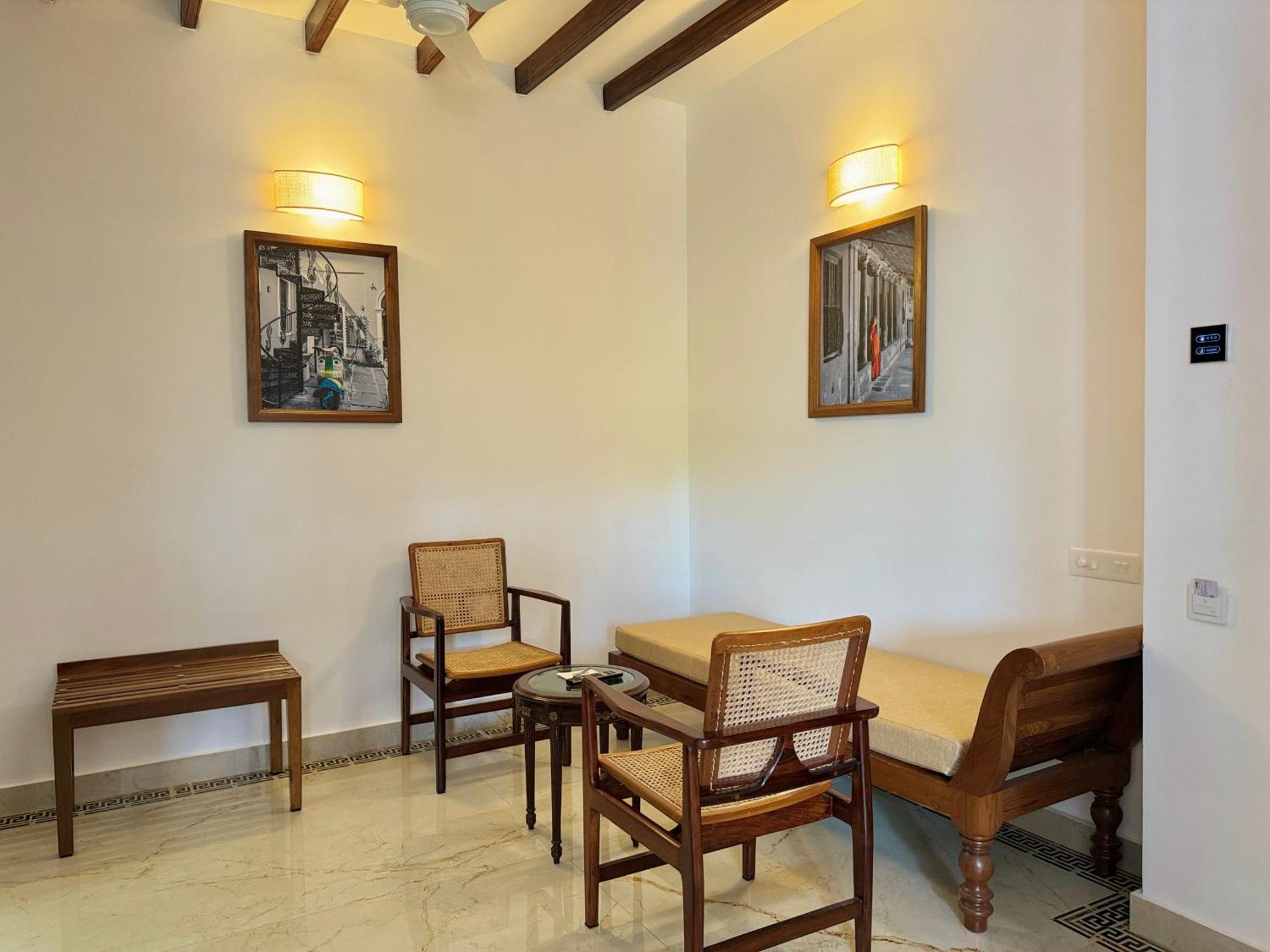 La Plage Seaview Suites Ποντισερί Εξωτερικό φωτογραφία
