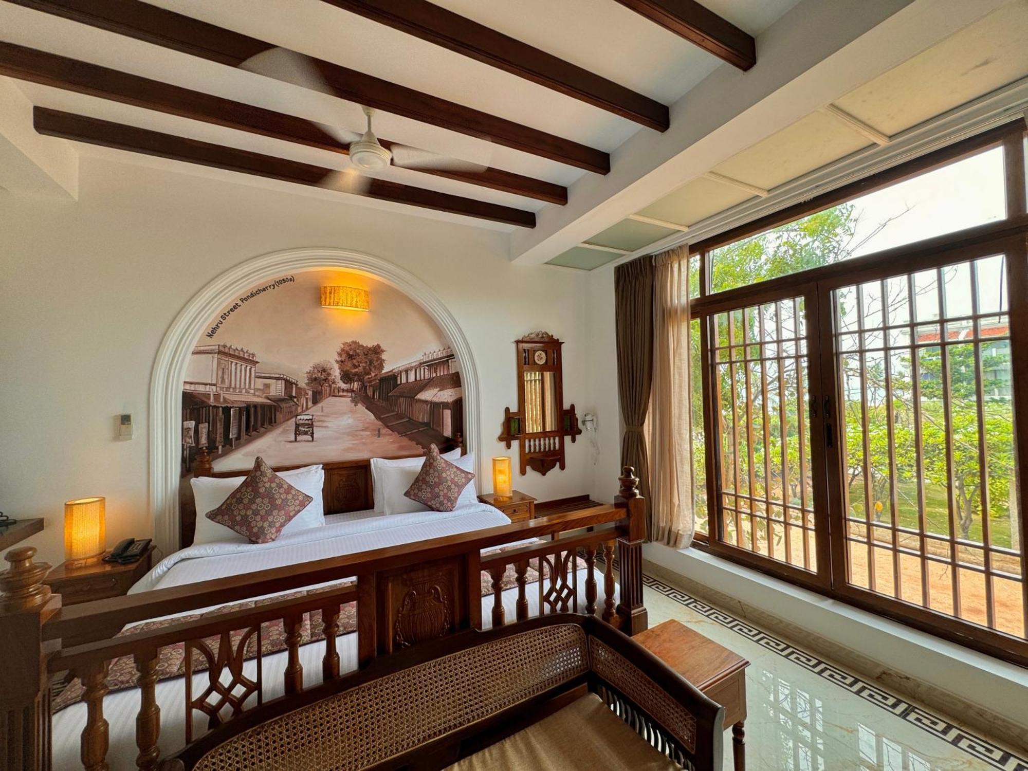 La Plage Seaview Suites Ποντισερί Εξωτερικό φωτογραφία