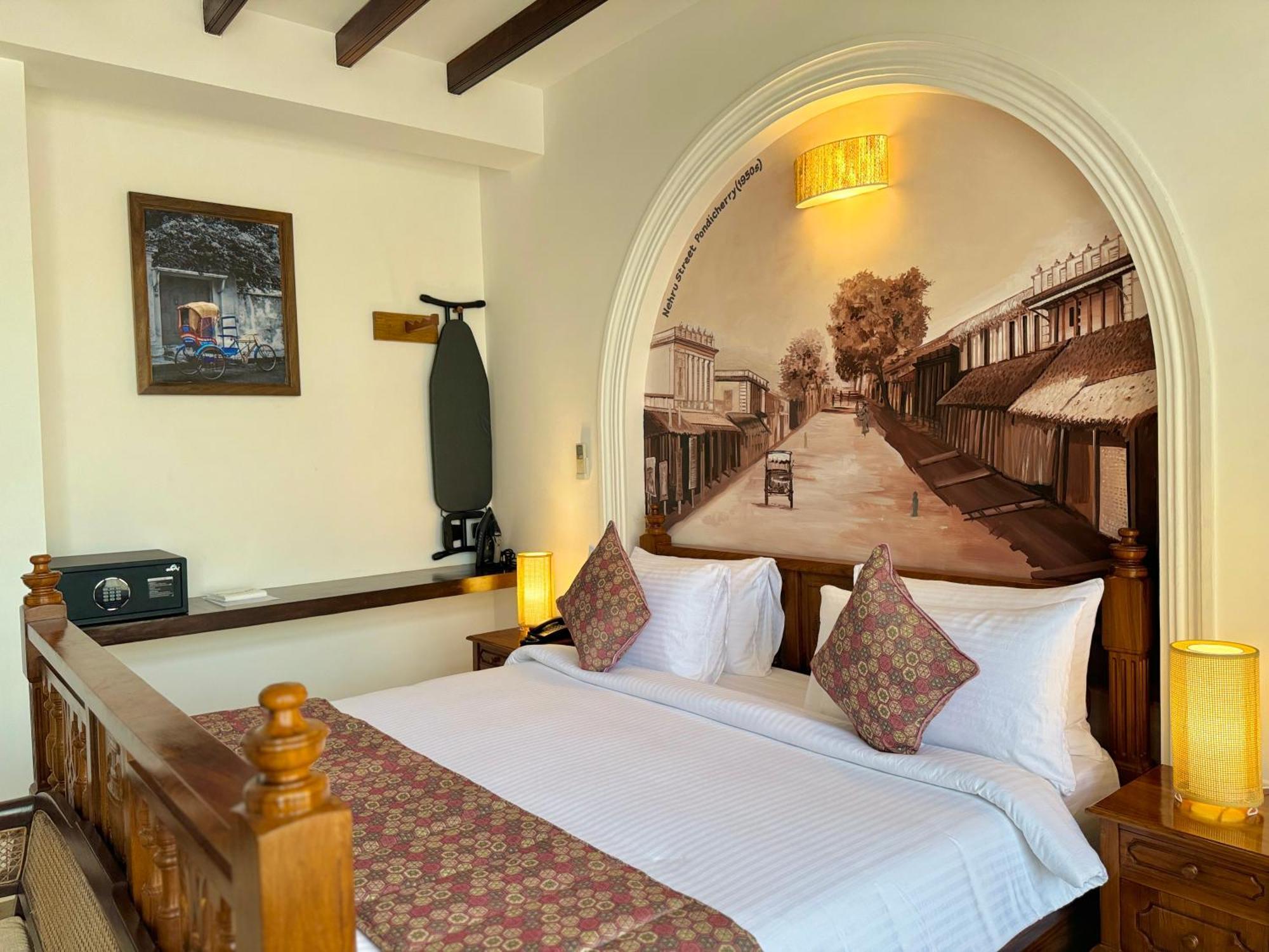 La Plage Seaview Suites Ποντισερί Εξωτερικό φωτογραφία