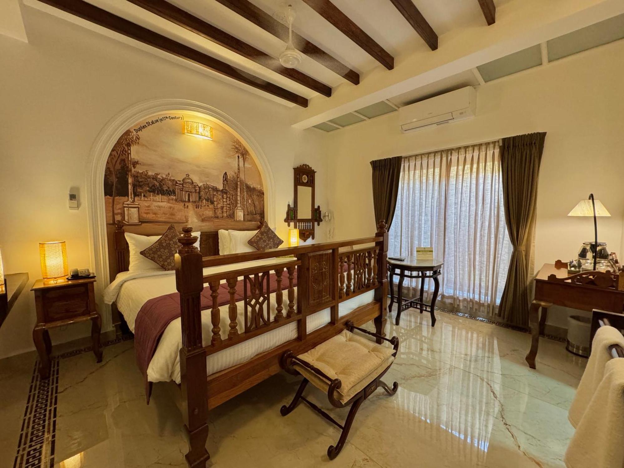 La Plage Seaview Suites Ποντισερί Εξωτερικό φωτογραφία