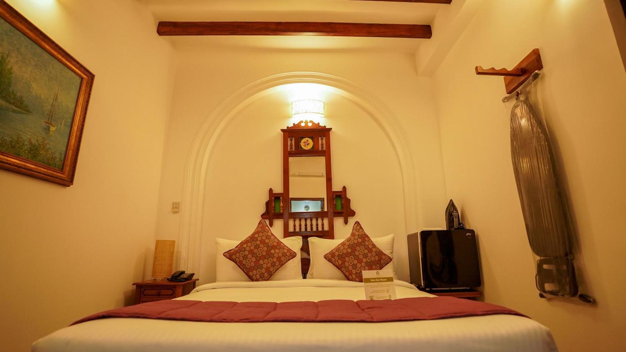 La Plage Seaview Suites Ποντισερί Εξωτερικό φωτογραφία