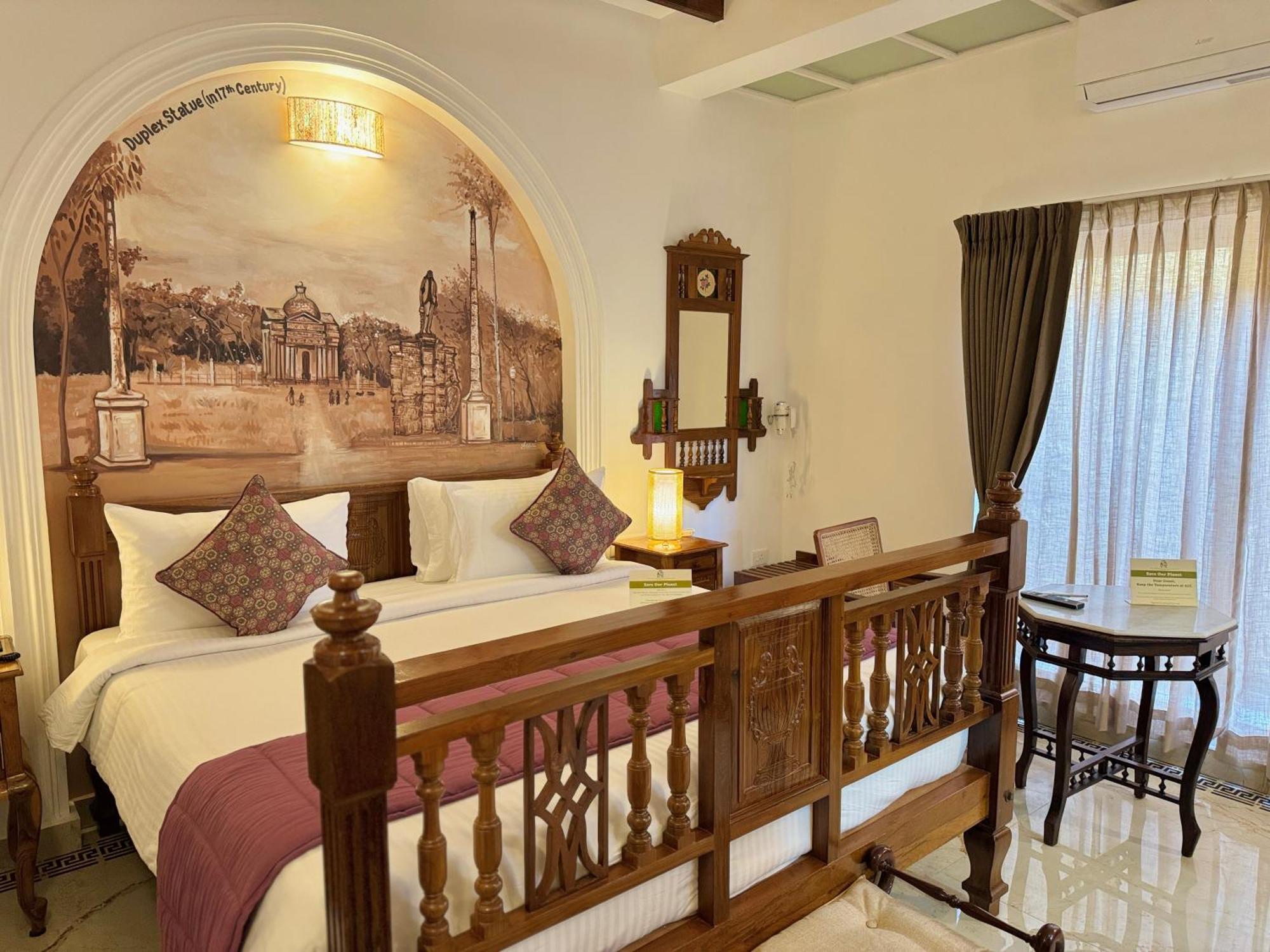 La Plage Seaview Suites Ποντισερί Εξωτερικό φωτογραφία